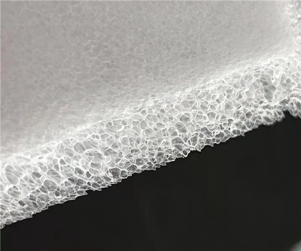 Super light and high rigidity structural foaming PP board